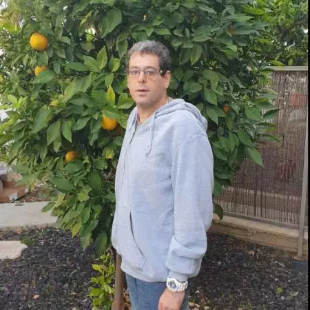 ניר, 51Kfar Saba 