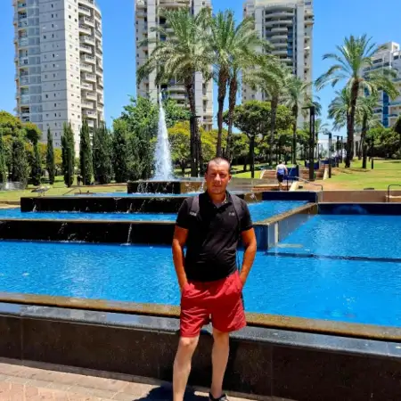 Konstantin, 30Tel Aviv 
