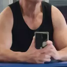 Photo Ellis 4 מנוחה בזמן אימון